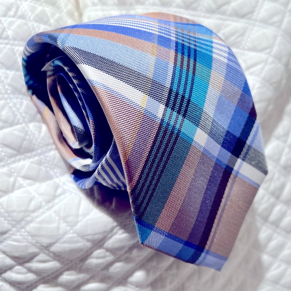 TOMMY HILFIGER NWT Men’s Silk Necktie! OS, Perfect condition
